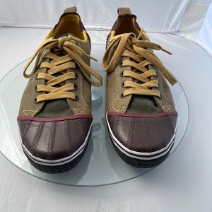 Sorel Shoes size 11.  NWOT